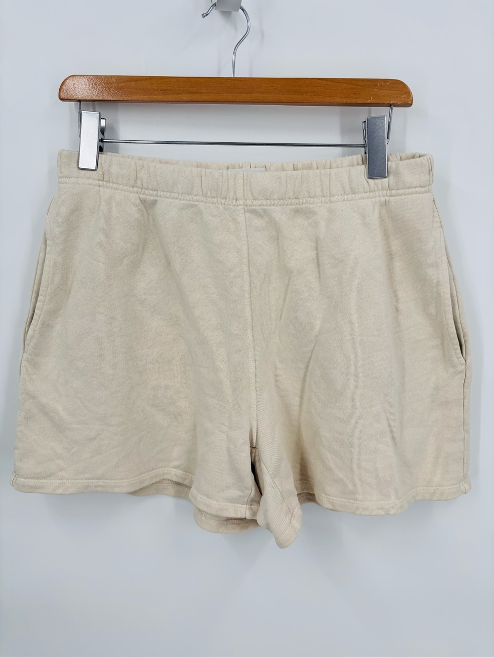 MATE the label cream fleece pocket shorts
